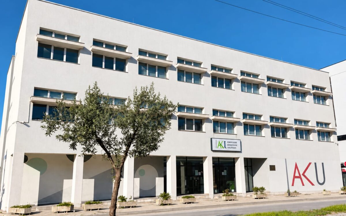 Pezullohet drejtuesja e AKU-së Durrës, masë edhe ndaj një inspektori kufitar