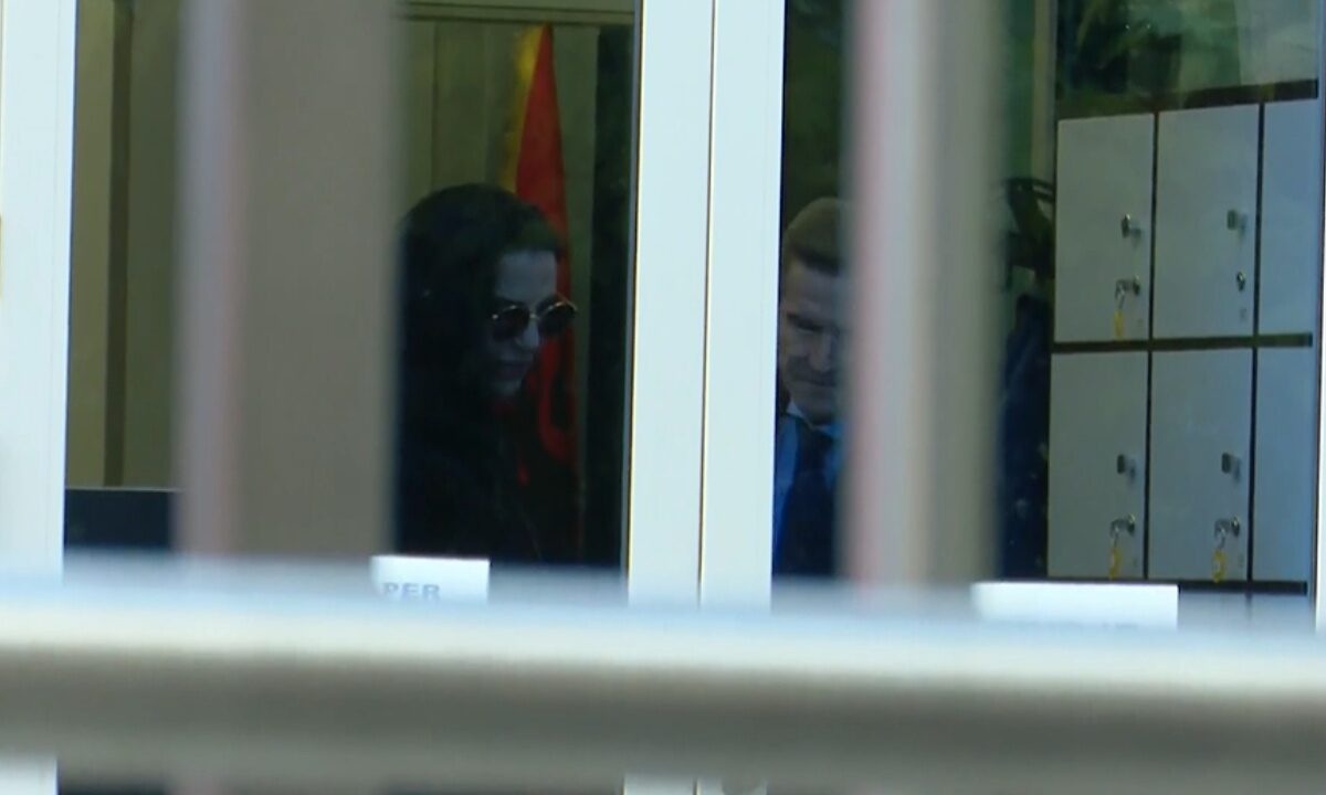 Balluku sërish në SPAK: Hetimet për tenderët e Llogarasë dhe Unazës zgjaten deri në janar