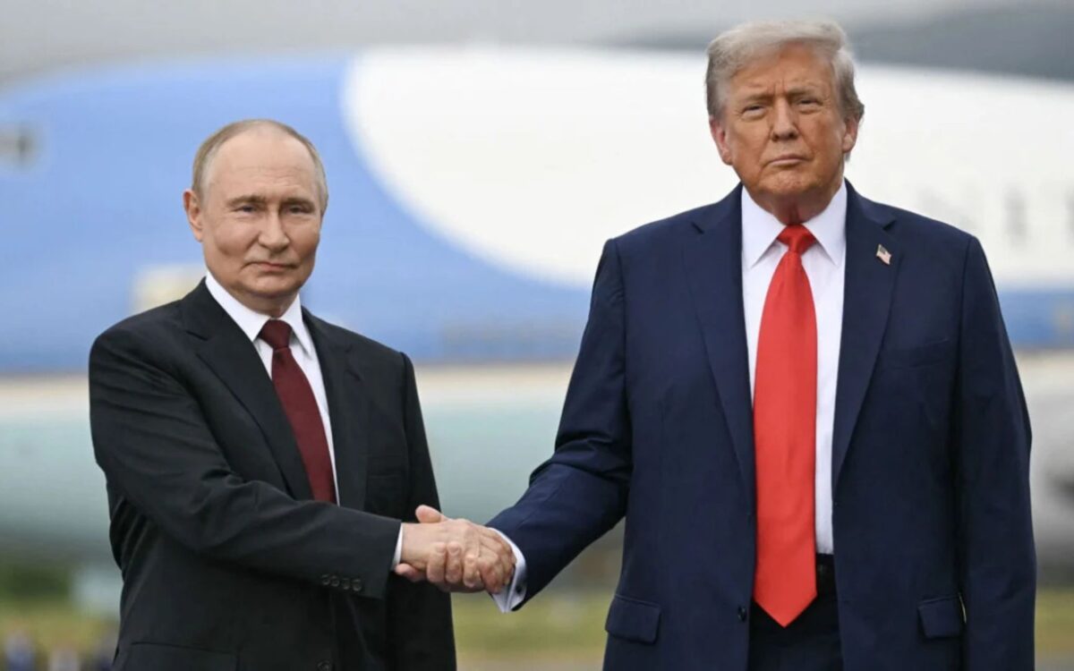 Trump njofton marrëveshje me Putinin për 4.8 milionë ton naftë ruse