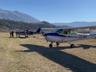 Turizmi ajror në Gjirokastër: 12 avionë sportivë nga Italia, Greqia dhe Maqedonia e Veriut